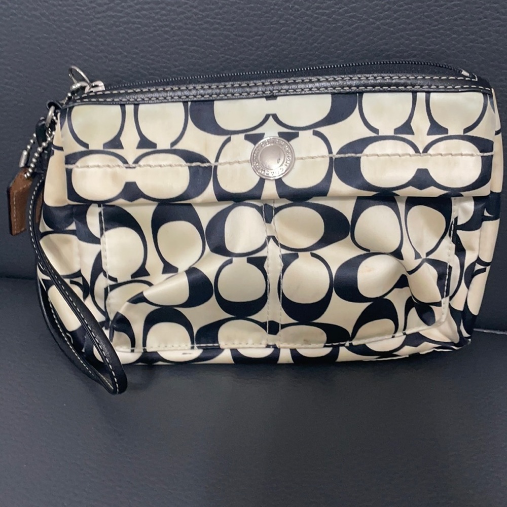 Used Coach Wristlet